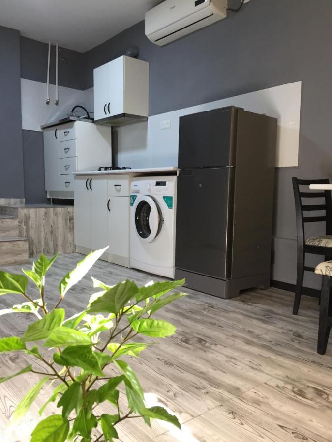 Villa Дом 33 Возле Клиники Астхик Erevan Esterno foto