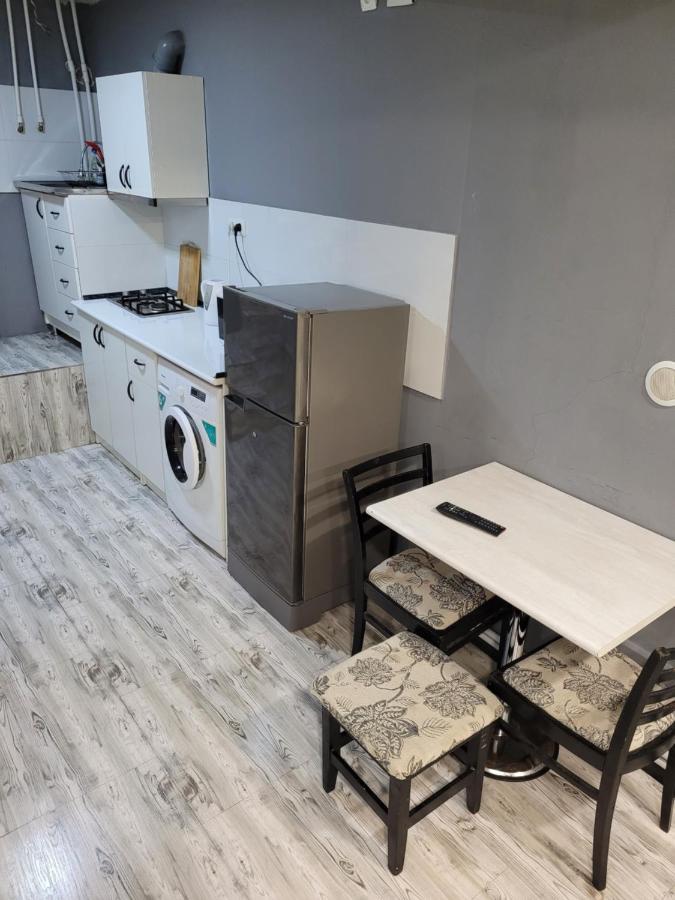Villa Дом 33 Возле Клиники Астхик Erevan Esterno foto